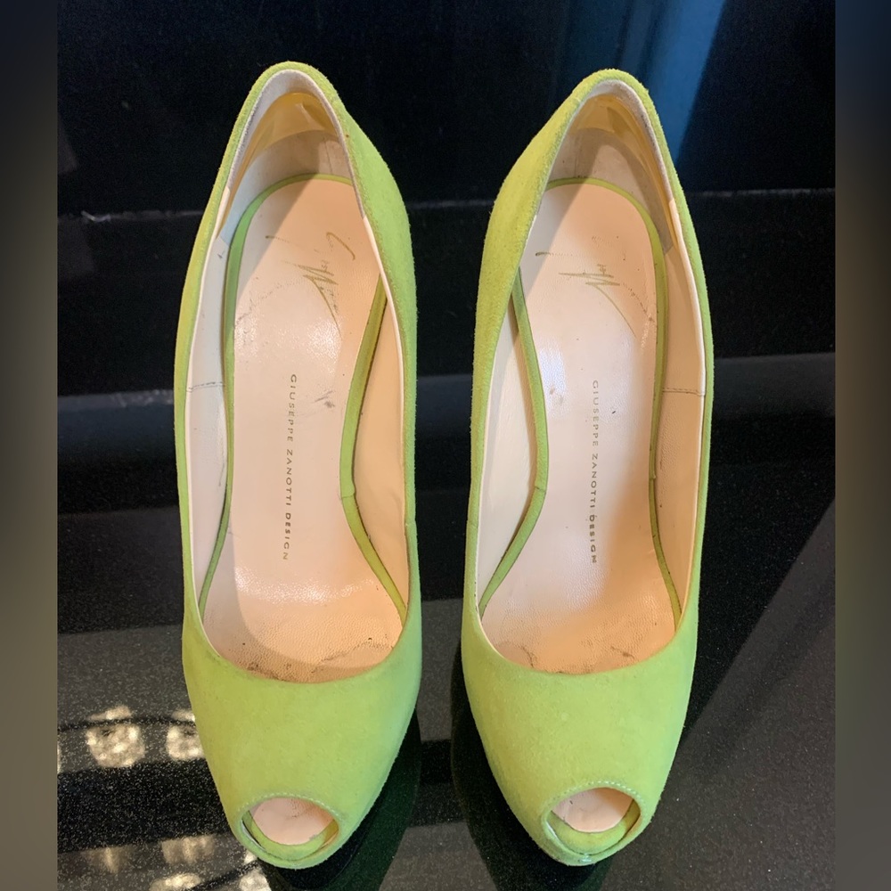 Neon green/yellow Giuseppe Zanoti heels